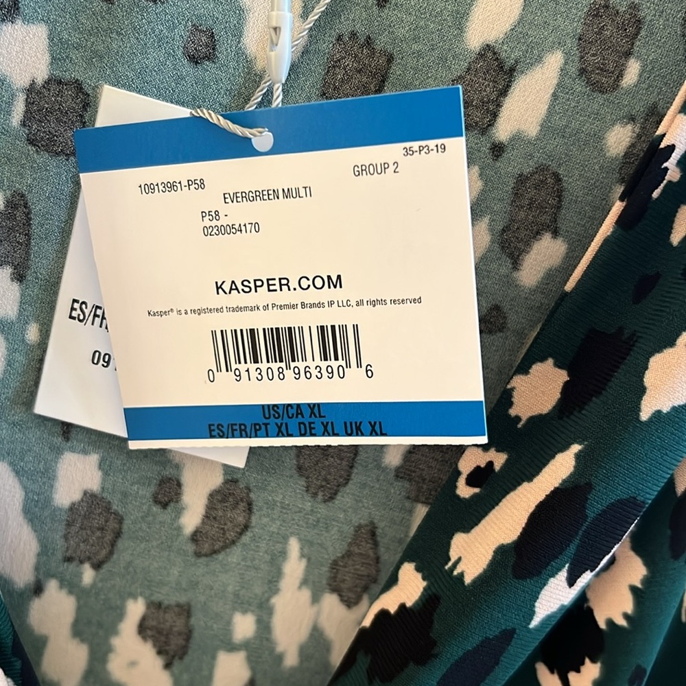 Kasper Top Size XL Evergreen Multi (green, tan, black) New With Tags - Picture 8 of 8